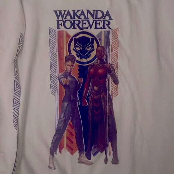 Wakanda Forever sweatshirt - Picture 1 of 2